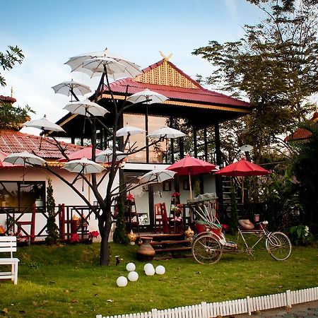 Hotel Baan Puang Petch Chiang Mai Esterno foto