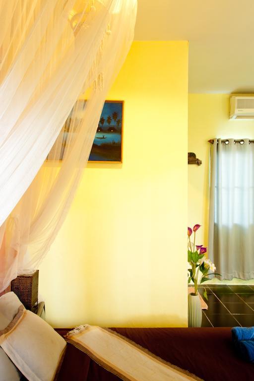 Hotel Baan Puang Petch Chiang Mai Esterno foto