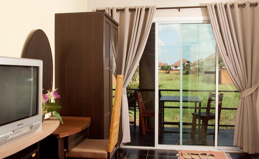 Hotel Baan Puang Petch Chiang Mai Esterno foto
