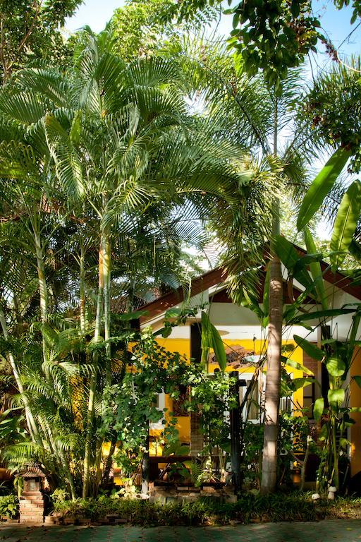 Hotel Baan Puang Petch Chiang Mai Esterno foto