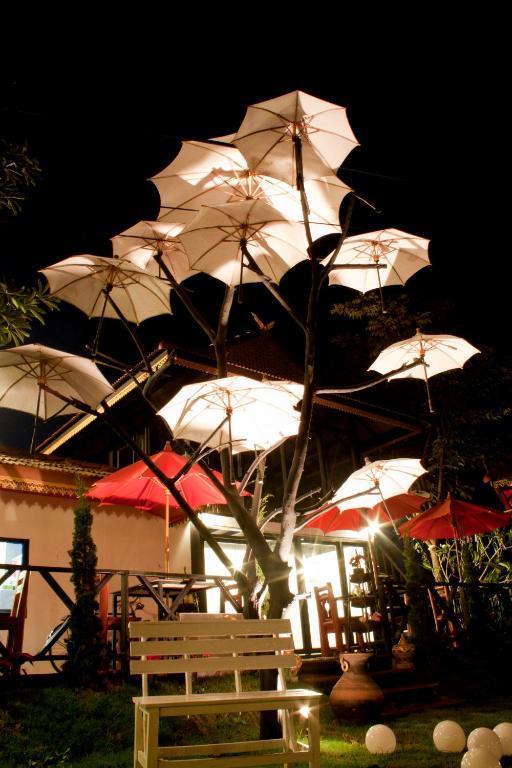 Hotel Baan Puang Petch Chiang Mai Esterno foto